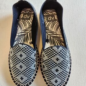 DV by Dolce Vita Women's Black and White Patterned Loafers
